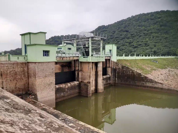 Kadavur Valley, Karur, Tamil Nadu - Vushii.com
